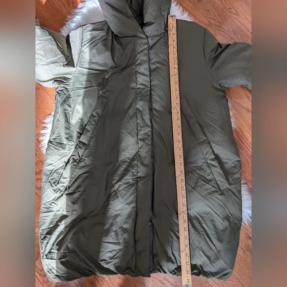 Kit + Ace Olive Green Hooded Puffer Coat M/L - Picture 7 of 7